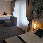 Grad Otel