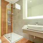 Otel Grad