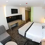 Otel Grad