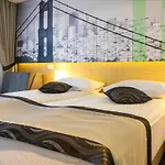 Otel Grad 4*