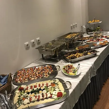 Grad Отель