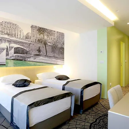 Grad Hotel